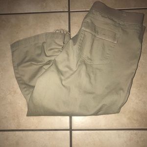 Khaki Capri’s Size 12